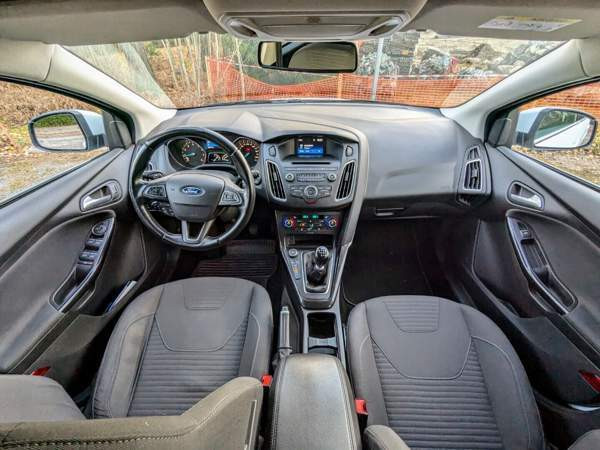 Ford Focus Espoo - valokuva 7