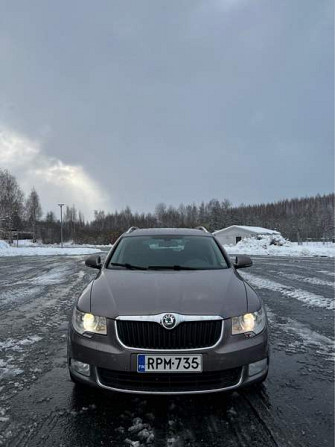 Skoda Superb Хямеэнлинна - изображение 2