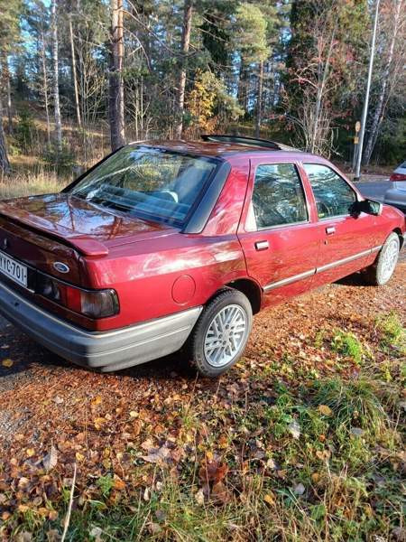 Ford Sierra Hämeenlinna - valokuva 4