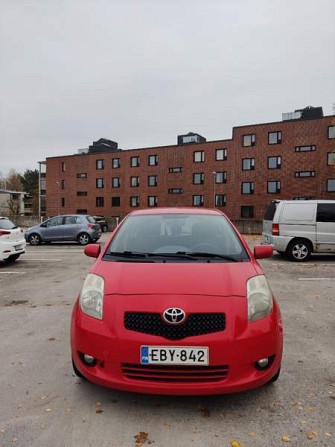 Toyota Yaris Helsinki - valokuva 1