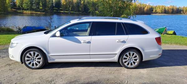 Skoda Superb Iisalmi - valokuva 2