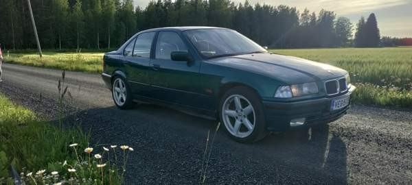 BMW 325 Harjavalta - valokuva 1