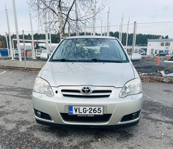 Toyota Corolla Турткуль - изображение 1