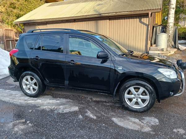 Toyota RAV4 Vaasa - valokuva 5