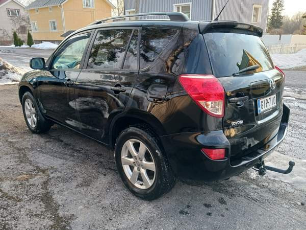 Toyota RAV4 Vaasa - valokuva 3