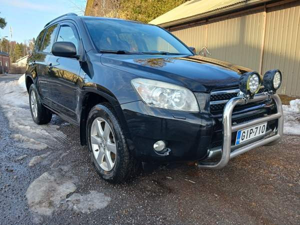 Toyota RAV4 Vaasa - valokuva 4