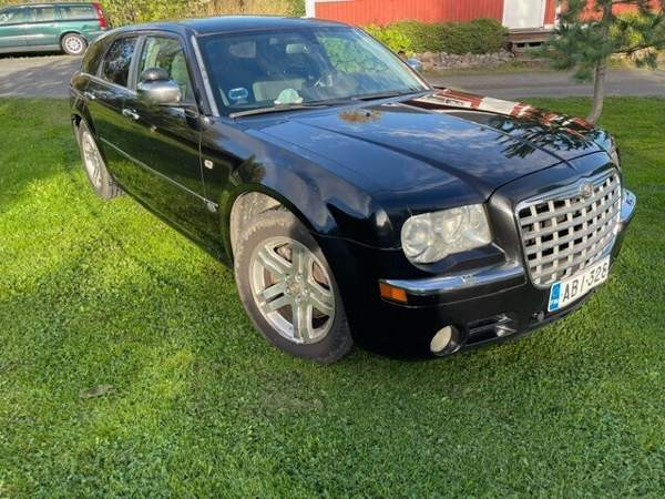 Chrysler 300C Tornio – foto 2