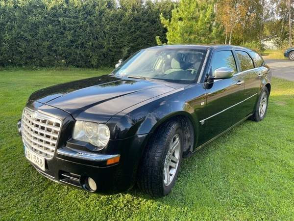 Chrysler 300C Tornio – foto 1