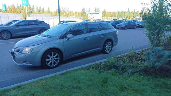 Toyota Avensis Куопио - изображение 3