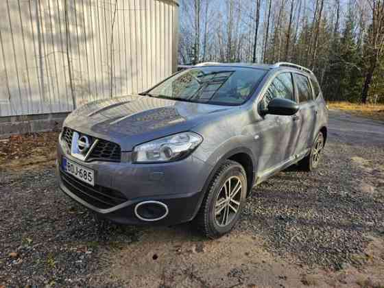 Nissan Qashqai+2 Jyvaeskylae