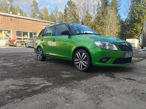 Skoda Fabia Лохья - изображение 1