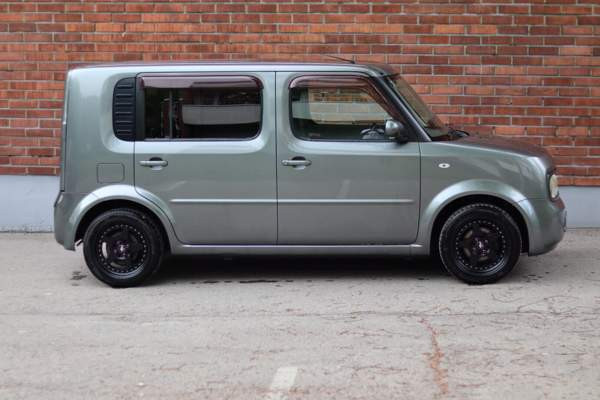 Nissan Cube Helsinki - valokuva 11