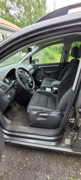 Volkswagen Touran Lempäälä - valokuva 8
