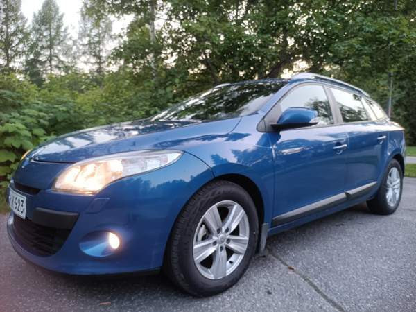 Renault Megane Jyvaeskylae - valokuva 2