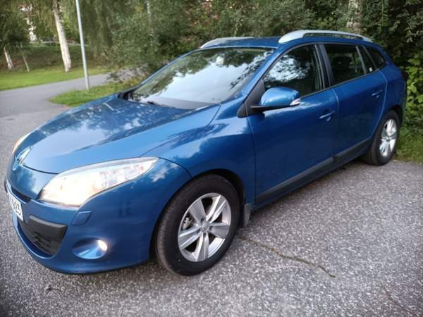 Renault Megane Jyvaeskylae - valokuva 13