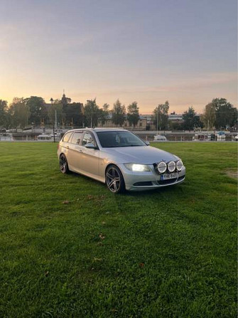 BMW 320 Uusikaupunki - valokuva 4