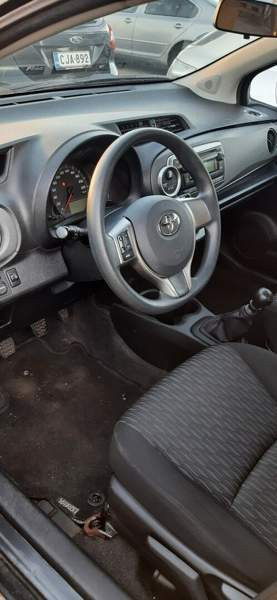 Toyota Yaris Helsinki - изображение 5