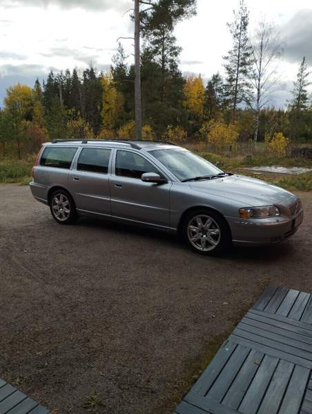Volvo V70 Askola - valokuva 2