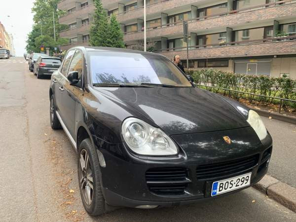 Porsche Cayenne Helsinki - valokuva 2