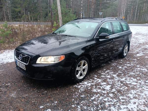 Volvo V70 As Salamiyah - valokuva 1