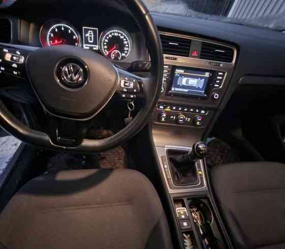 Volkswagen Golf Вихти