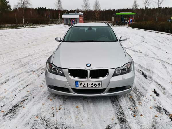 BMW 320 Joensuu - valokuva 3