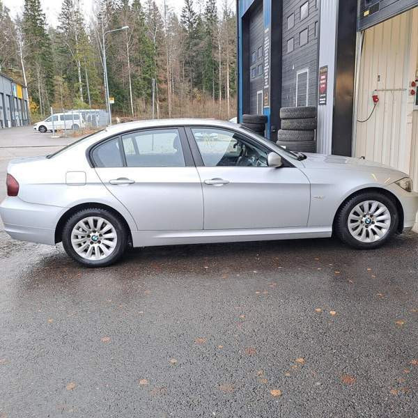 BMW 320 Helsinki - изображение 1