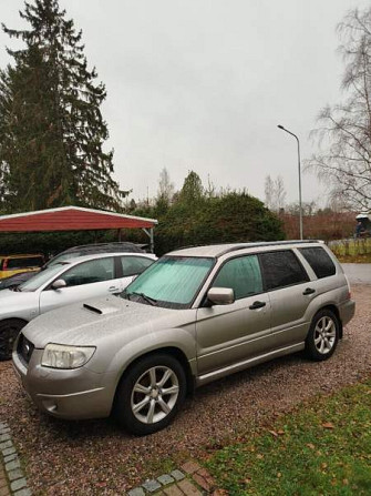 Subaru Forester Tuusula - valokuva 1