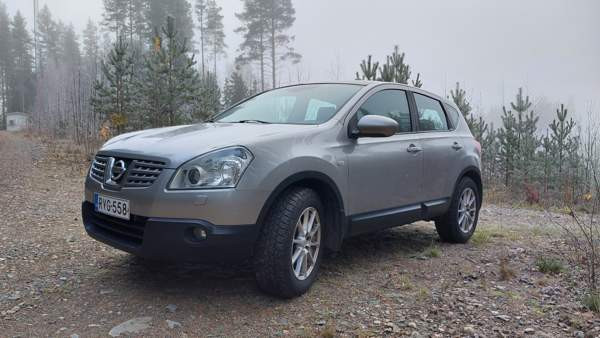 Nissan Qashqai Joensuu - valokuva 1