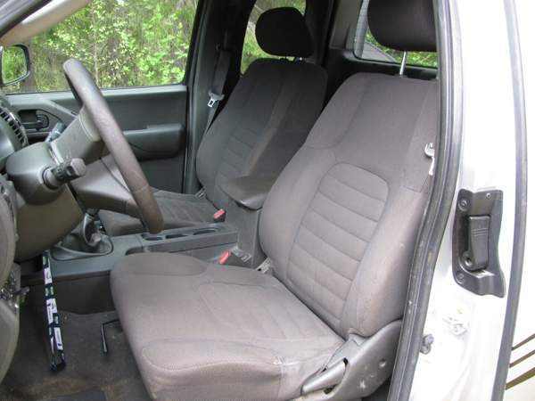 Nissan Navara Lons-le-Saunier - photo 6