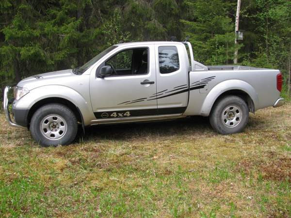 Nissan Navara Lons-le-Saunier - photo 1