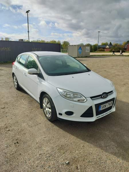 Ford Focus Vantaa - valokuva 2