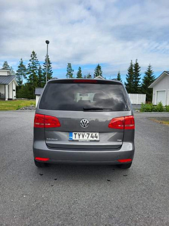 Volkswagen Touran Сейняйоки - изображение 5