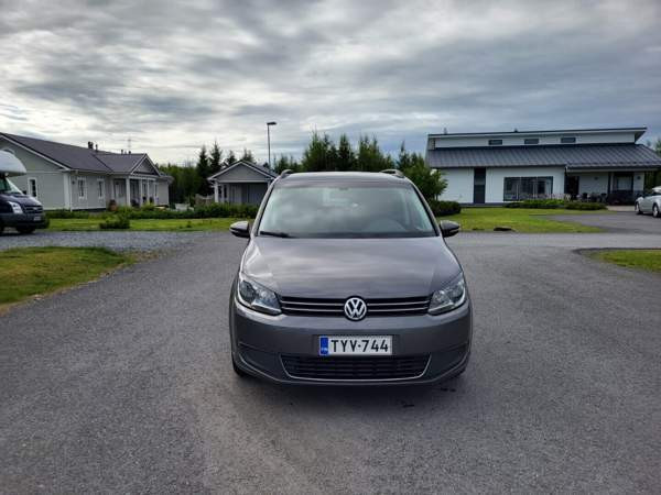 Volkswagen Touran Seinaejoki - photo 1