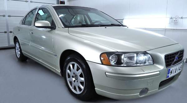 Volvo S60 Vantaa - valokuva 2