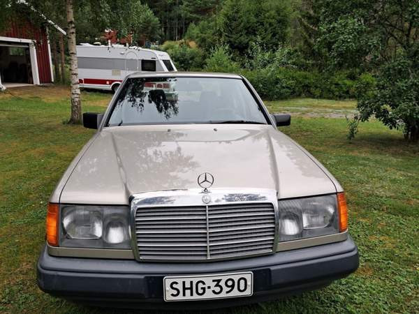 Mercedes-Benz 230 Kemiö - изображение 4