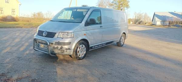 Volkswagen Transporter Uusikaarlepyy - valokuva 1