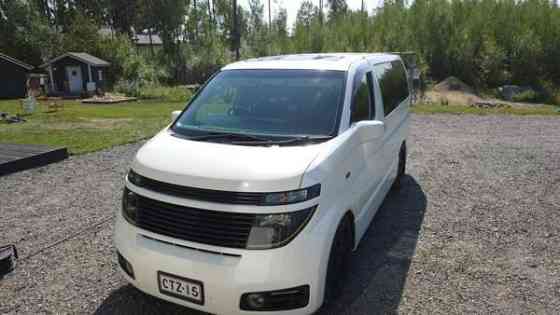 Nissan Elgrand Hämeenkyrö