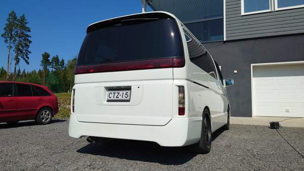 Nissan Elgrand Hämeenkyrö - photo 4