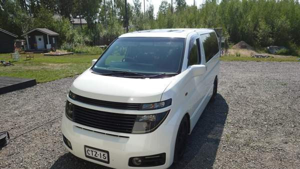 Nissan Elgrand Hämeenkyrö - valokuva 3