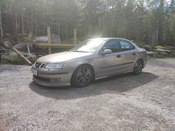 Saab 9-3 Uusikaarlepyy - valokuva 1