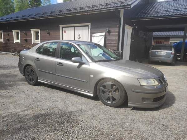 Saab 9-3 Uusikaarlepyy - valokuva 2