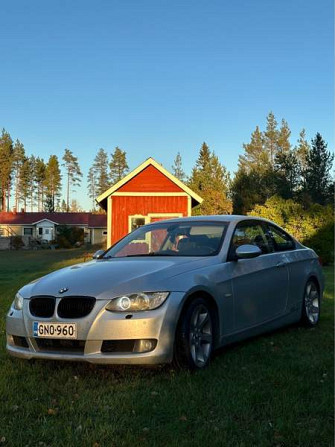 BMW 325 Raahe - valokuva 1