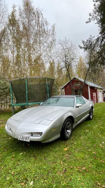 Pontiac Firebird Siilinjaervi – foto 1