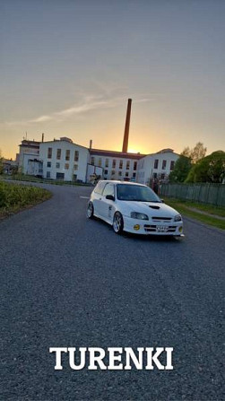 Toyota Starlet Janakkala - valokuva 1