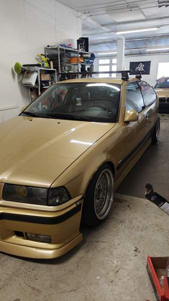 BMW 323 Хювинкяя - изображение 5