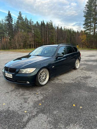 BMW 325 Sotkamo - valokuva 1