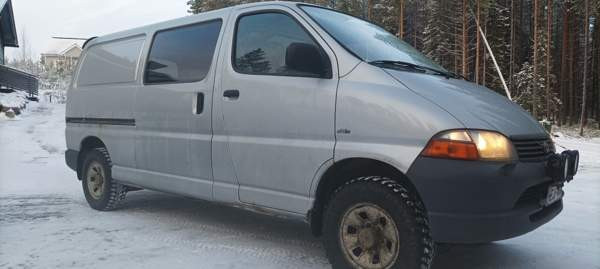 Toyota Hiace Rovaniemi - valokuva 1