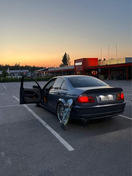 BMW 325 Vihti - valokuva 2