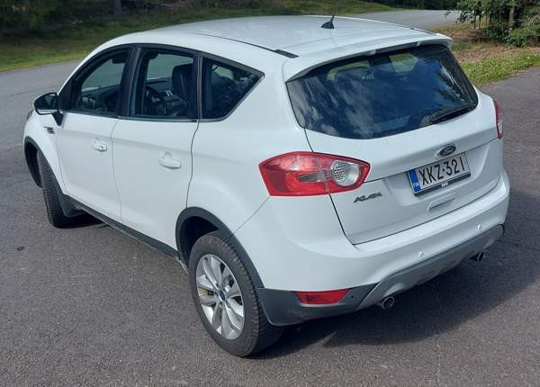 Ford Kuga Jalasjärvi - valokuva 4